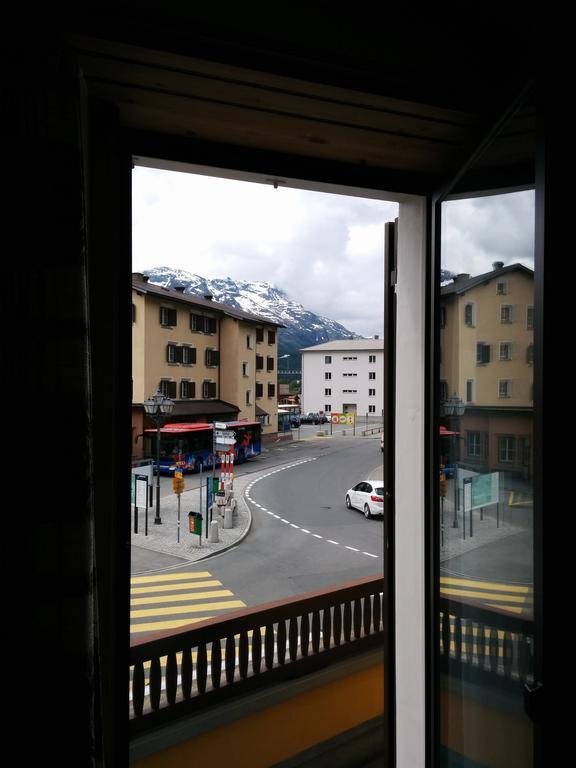 Hotel Terminus Samedan Exteriör bild