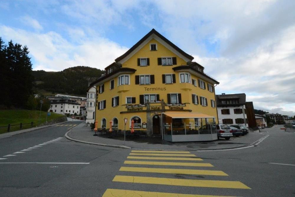 Hotel Terminus Samedan Exteriör bild